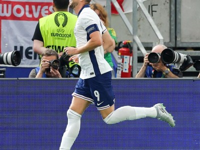 jiuyou九游娱乐-英超头球能力最强球员盘点：制空力强者聚焦